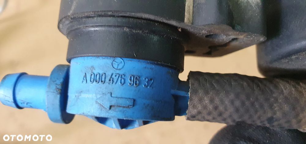 Zaworek elektrozawór ciśnienia paliwa Mercedes E-Klasa W211 3.0 V6 A2114700116 - 9