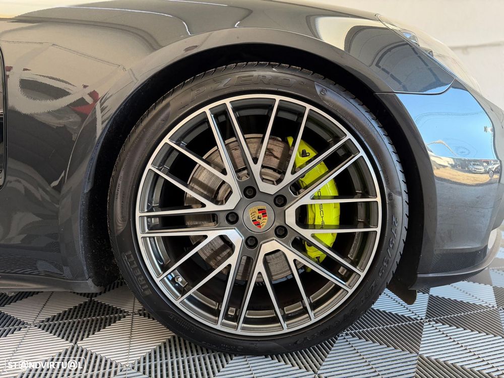 Porsche Panamera 4 E-Hybrid Executive - 37
