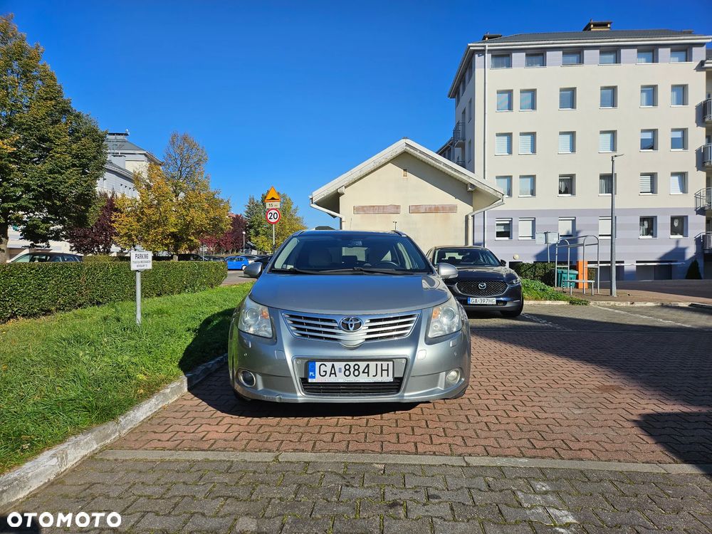 Toyota Avensis 2.0 Prestige MS - 2