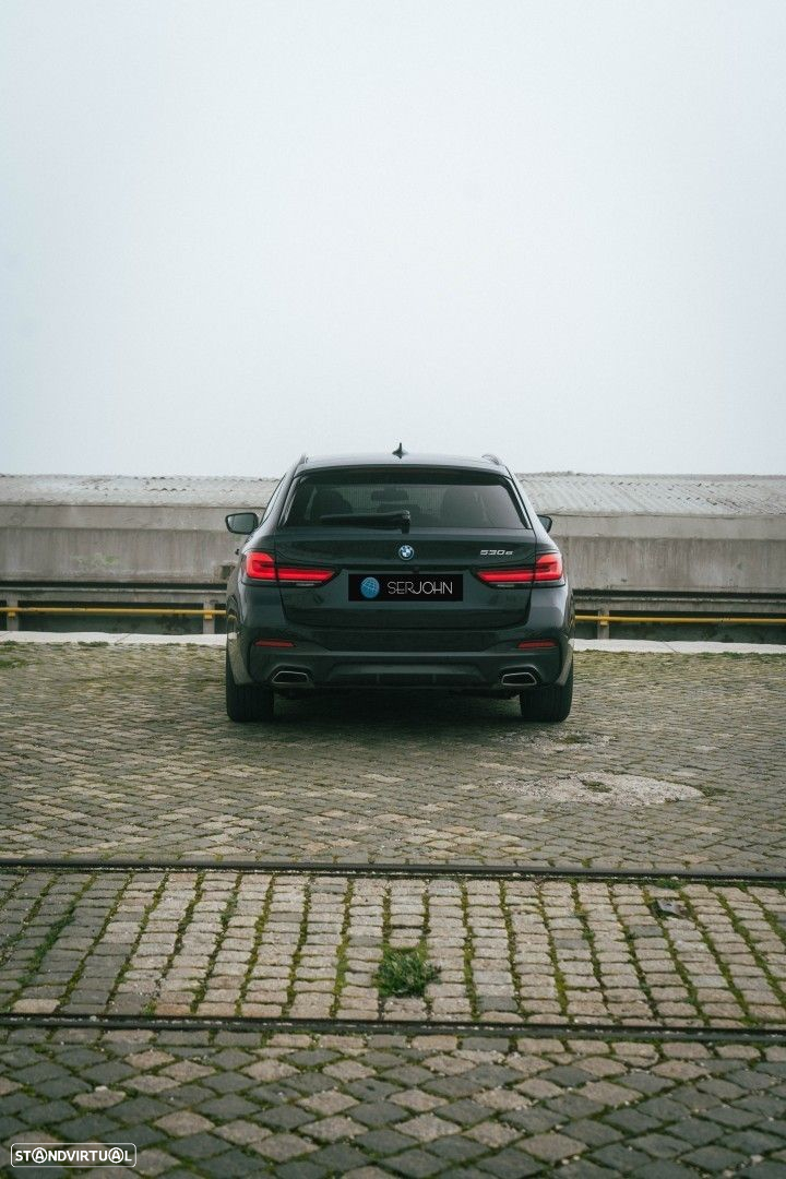 BMW 530 e Pack Desportivo M - 20