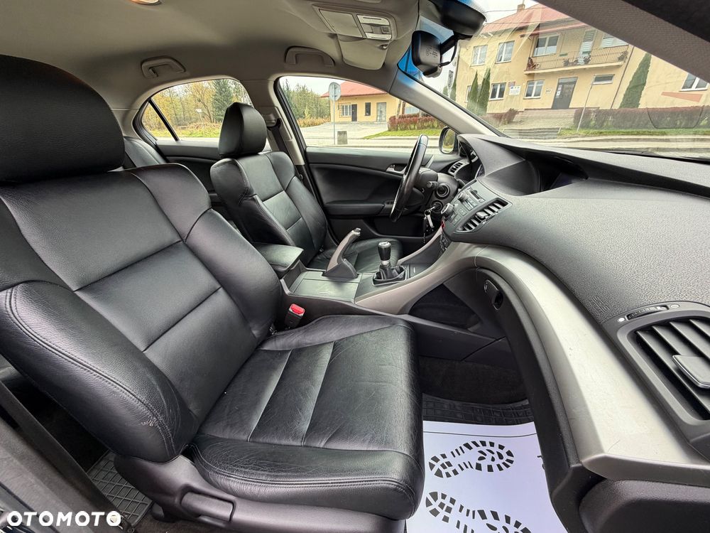 Honda Accord 2.0 Executive - 10