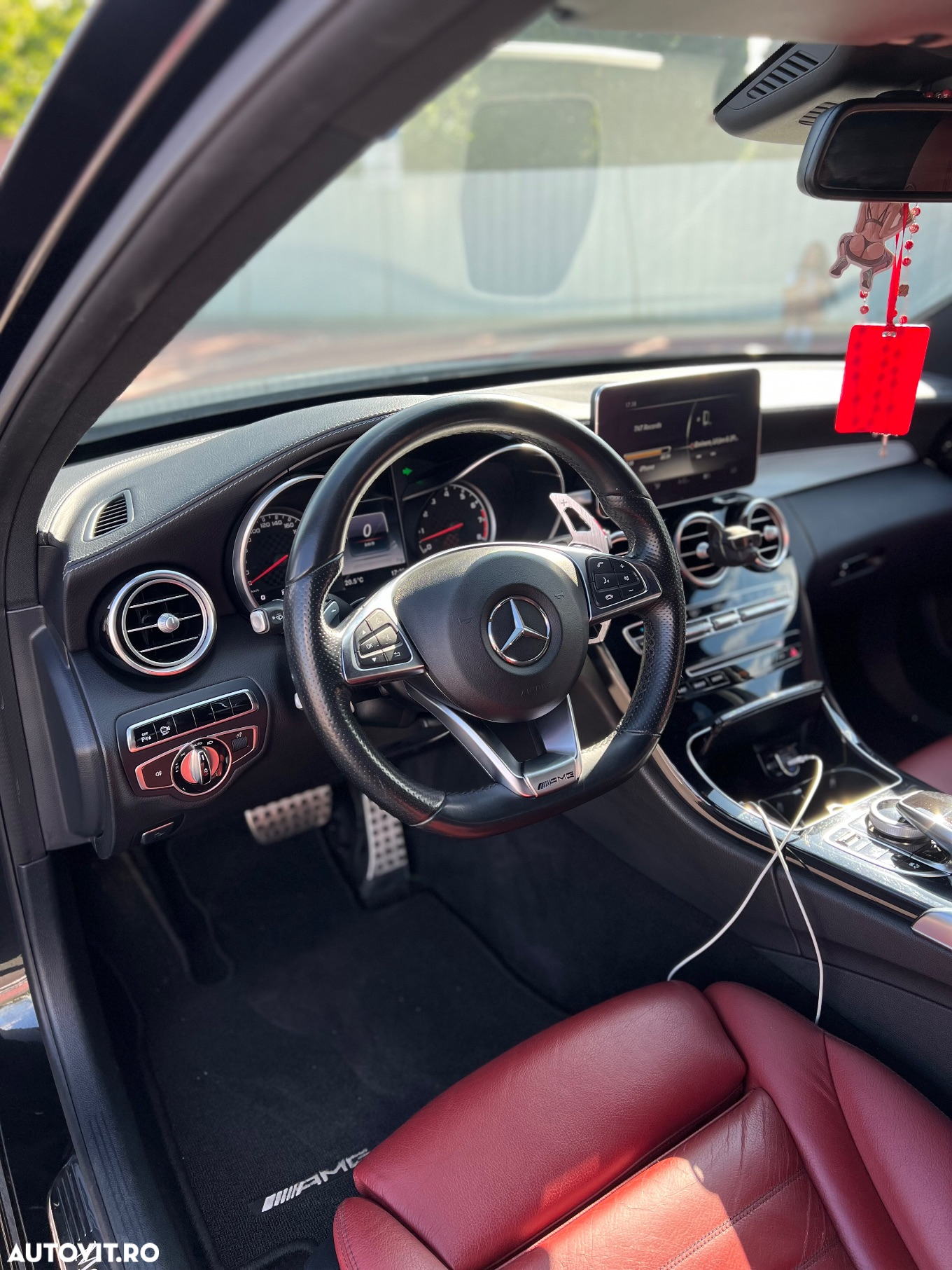 Mercedes-Benz C - 10