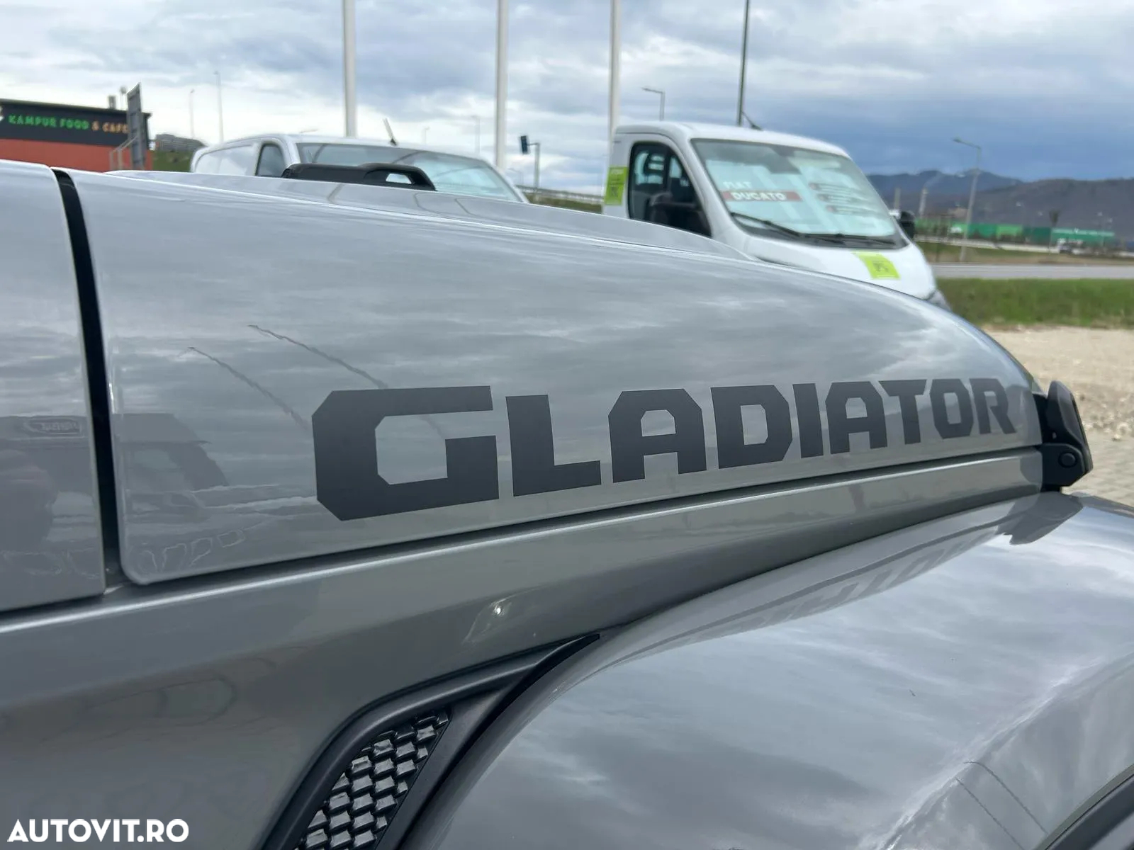 Jeep Gladiator 3.0L V6 Diesel AT8 4x4 264 CP Overland - 36