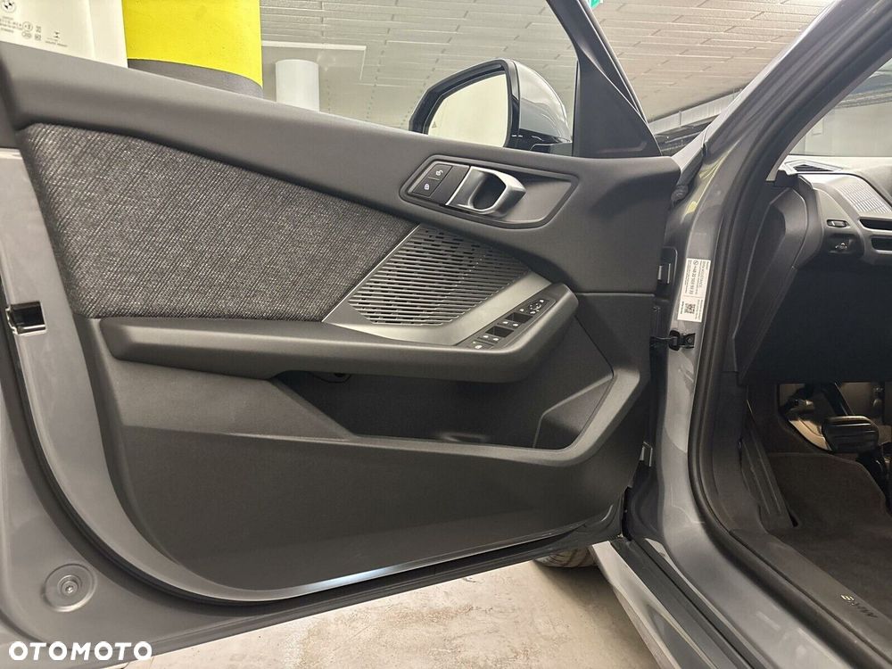 BMW Seria 1 118d Sport - 11