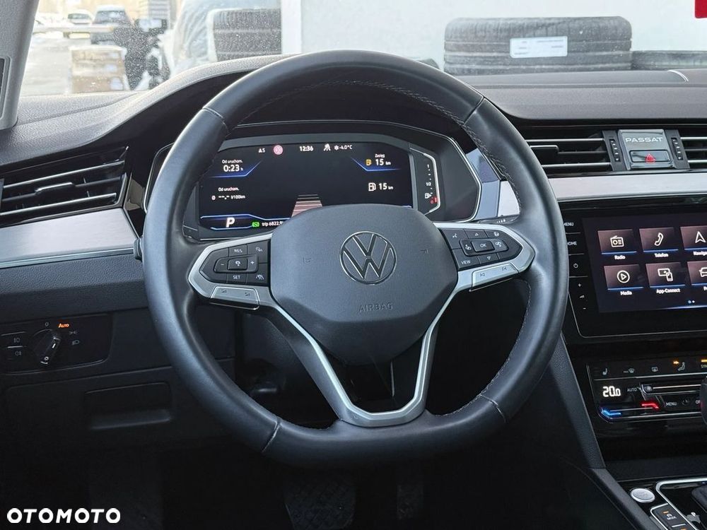 Volkswagen Passat Variant - 23