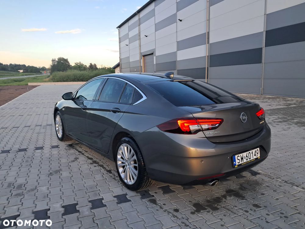Opel Insignia - 13