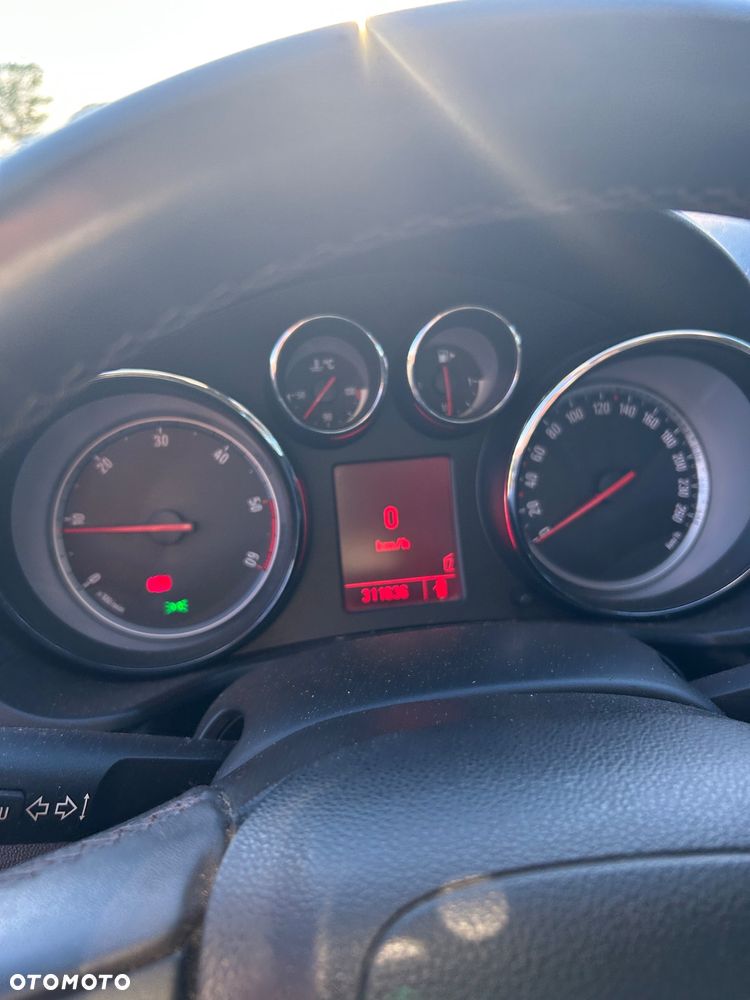 Opel Insignia 2.0 CDTI - 14