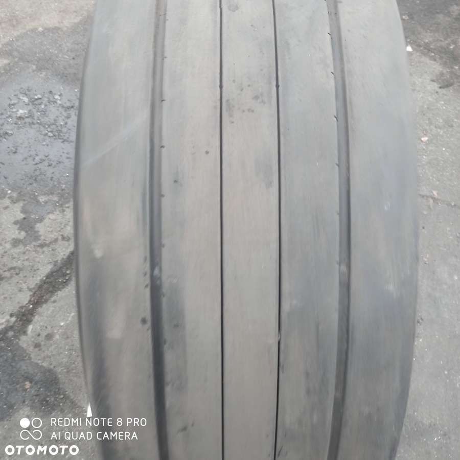 385/65 R22.5 Goodyear Fuelmax T HL TreadMax - 2