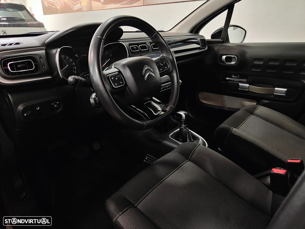 Citroën C3 1.2 PureTech Shine EAT6 - 6