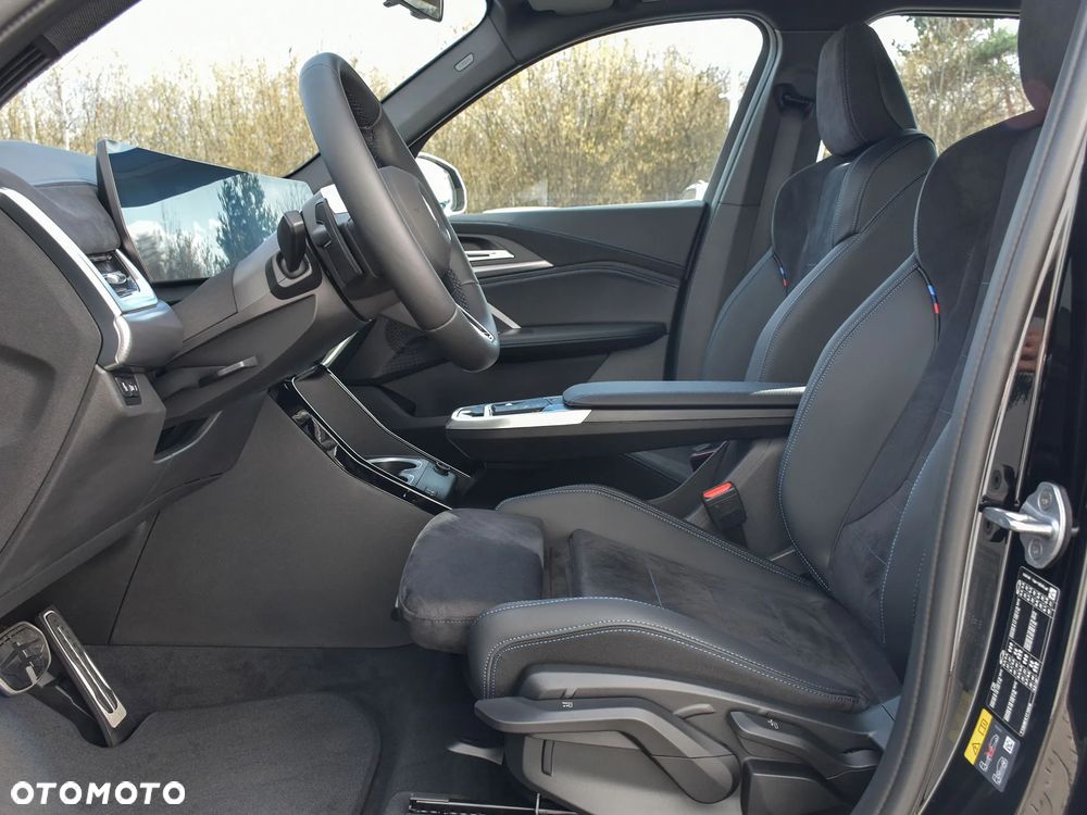 BMW iX1 xDrive30 - 18