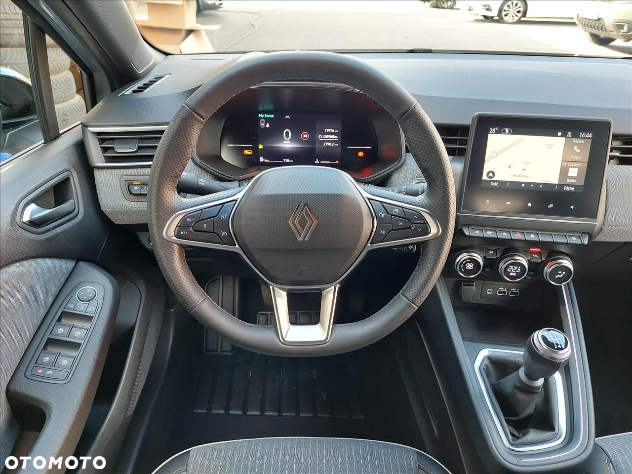 Renault Clio 1.0 TCe Techno - 10