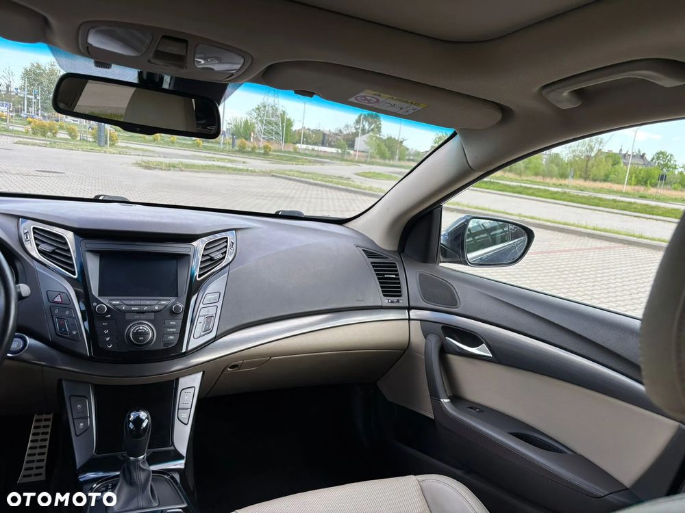 Hyundai i40 Kombi blue 1.7 CRDi DCT Premium - 34