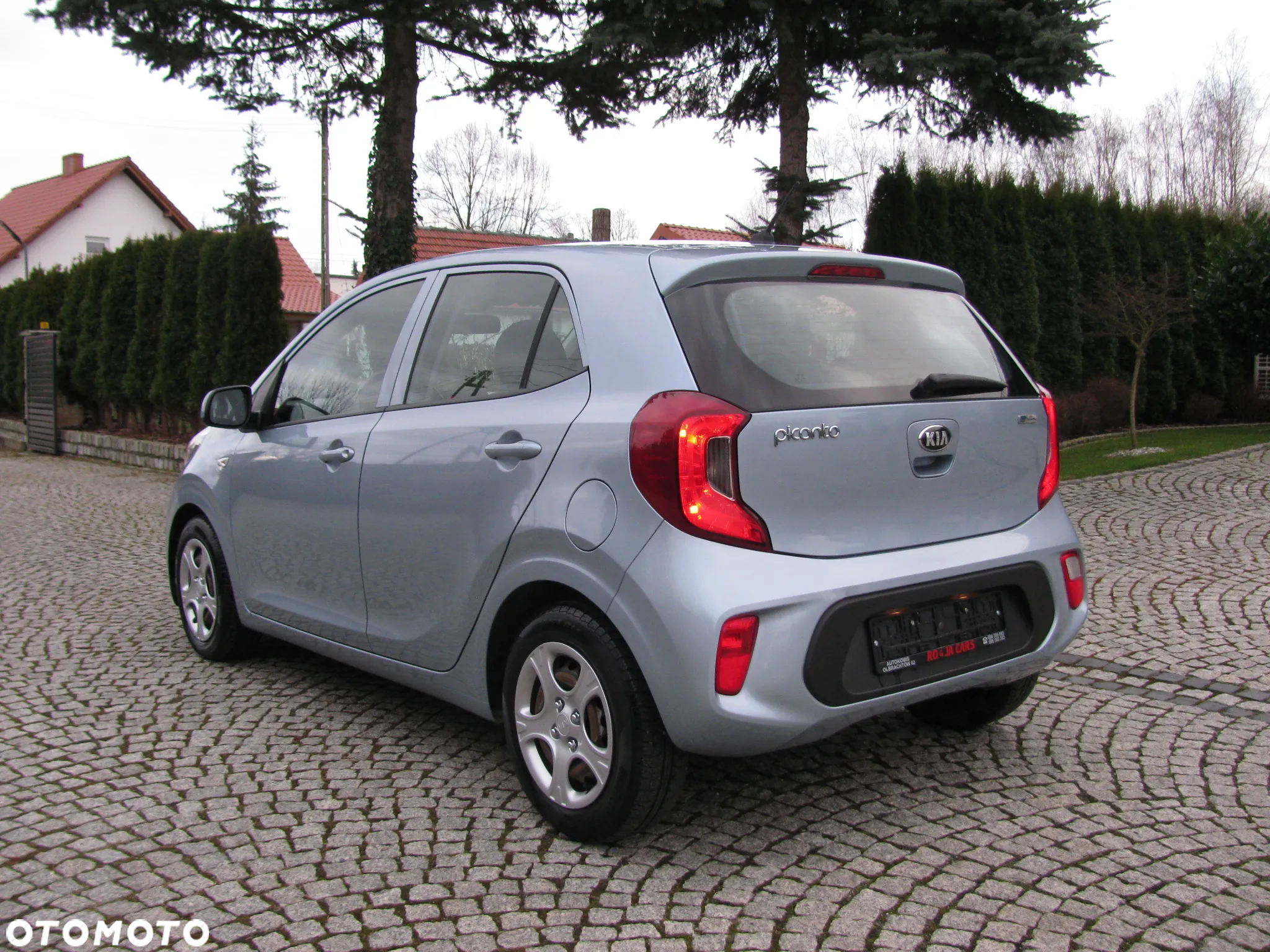 Kia Picanto - 37