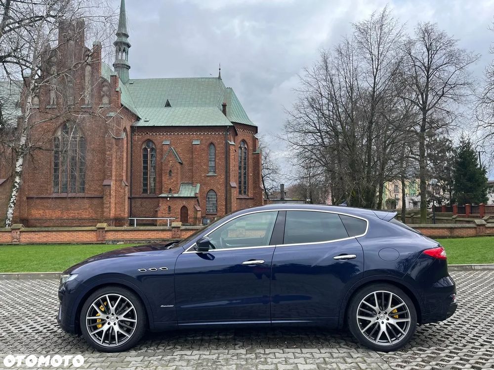 Maserati Levante S Granlusso - 26