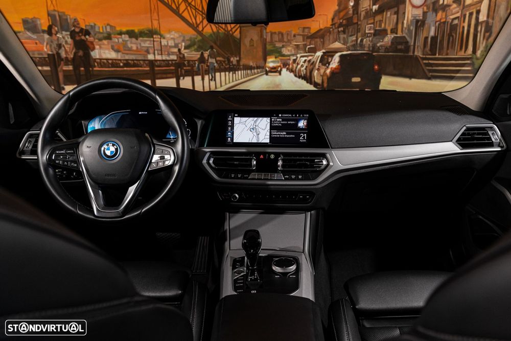 BMW 320 e Line Sport Auto - 11