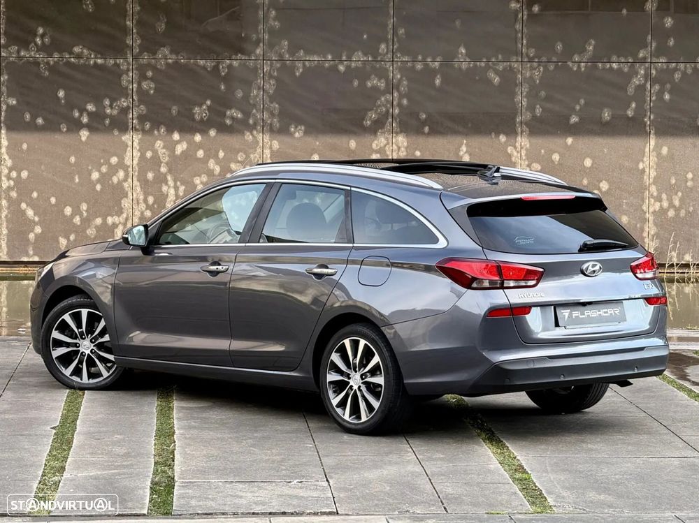 Hyundai i30 SW - 35