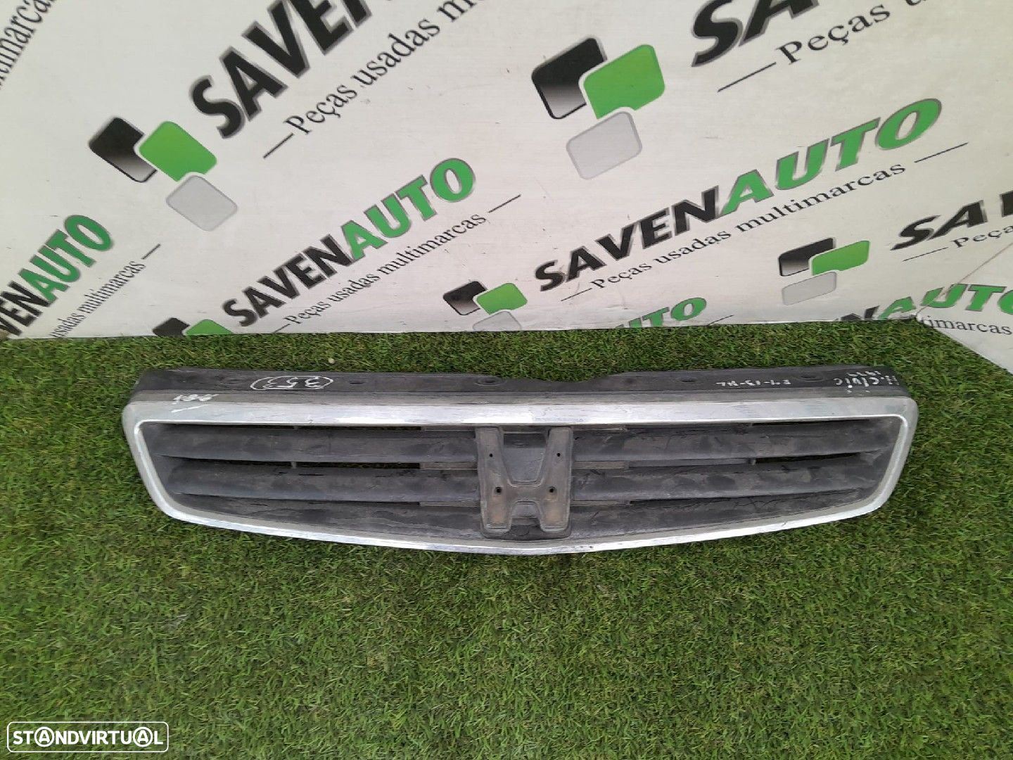 Grelha Frente / Frontal Honda Civic Vi Hatchback (Ej, Ek) - 1