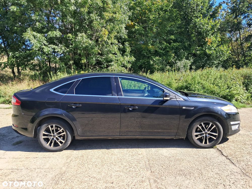 Ford Mondeo - 10