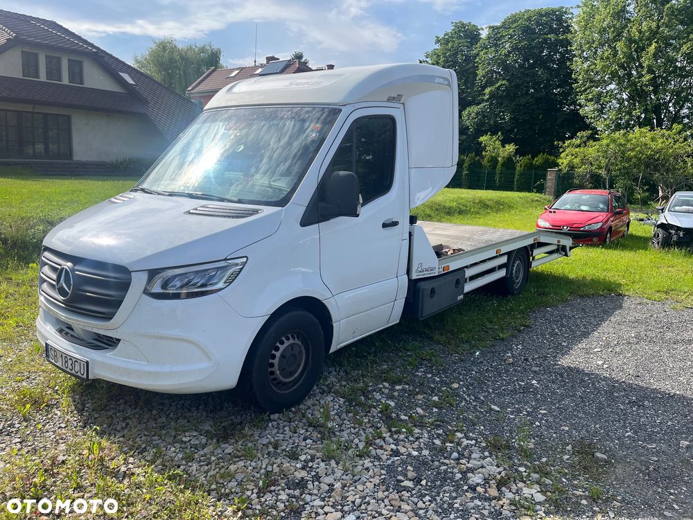 Mercedes-Benz Sprinter - 1