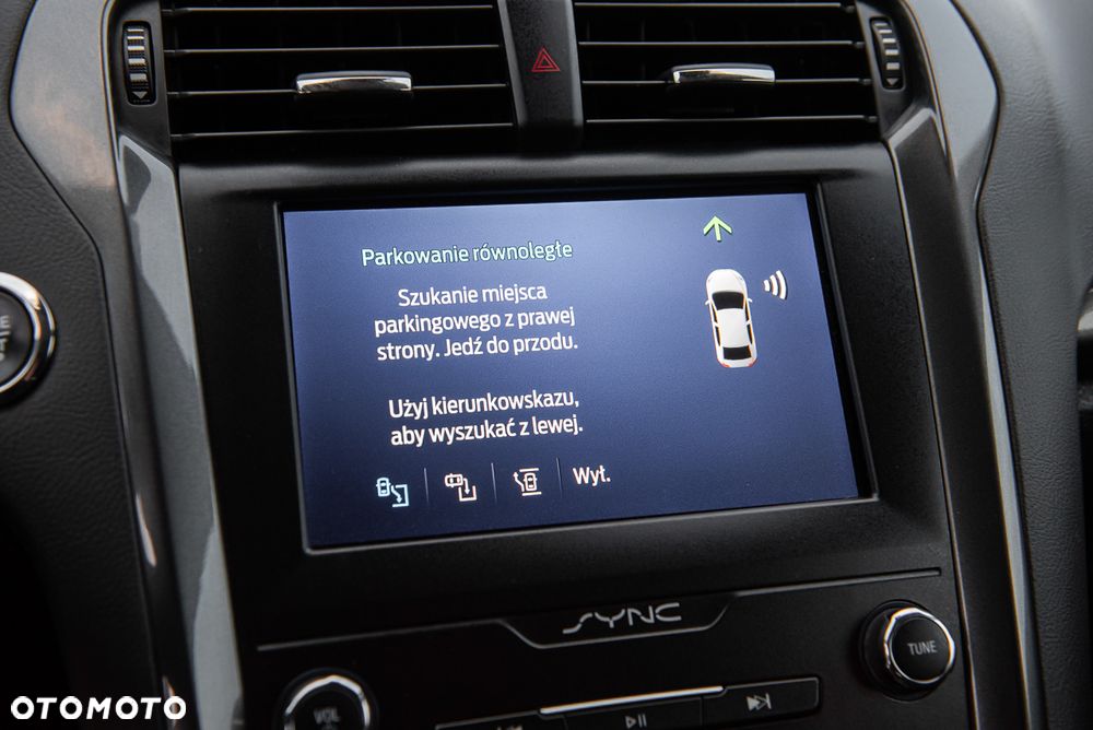 Ford Mondeo 2.0 EcoBlue Titanium - 27