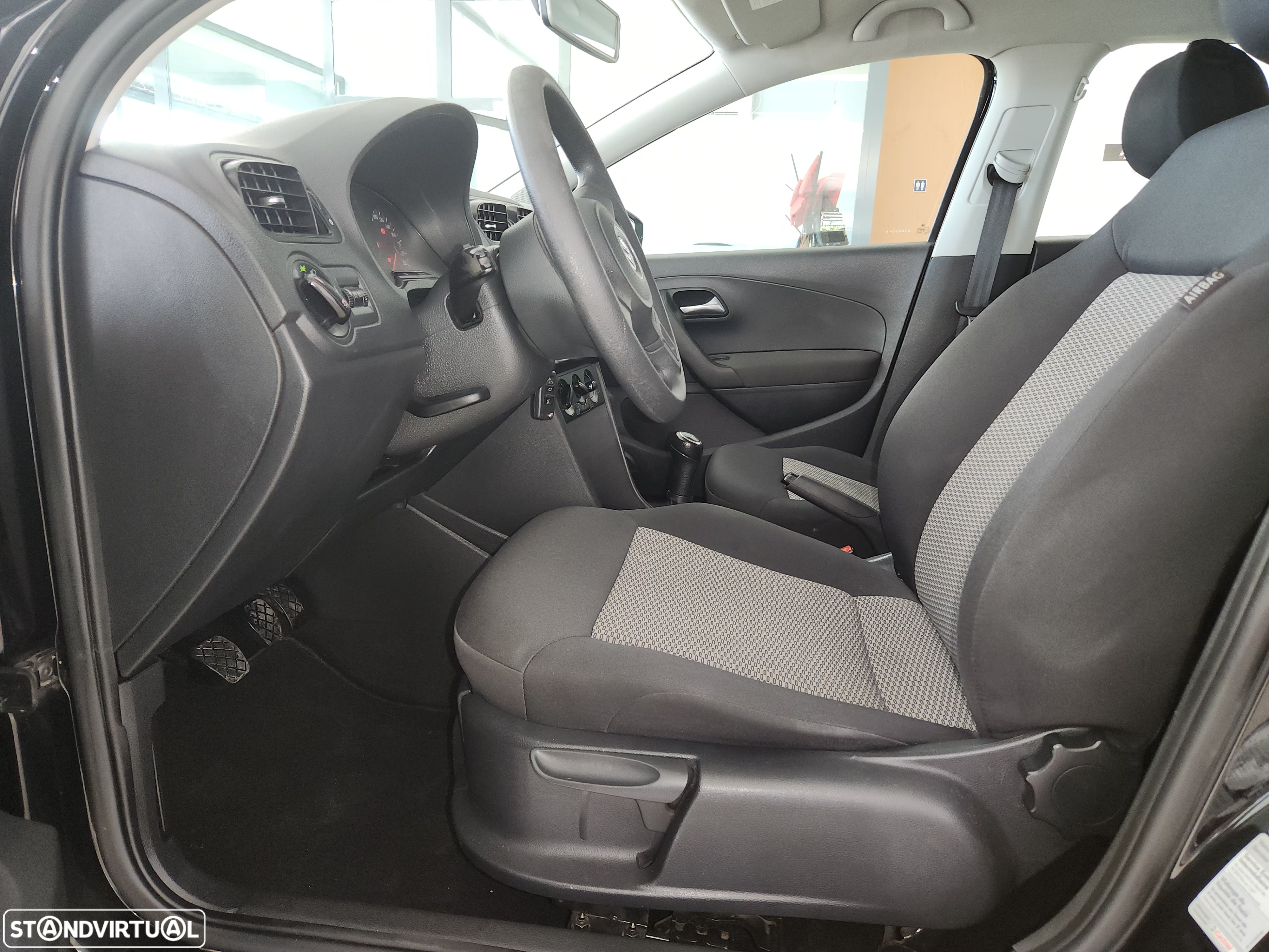 VW Polo 1.2 TDI Blue Motion - 24