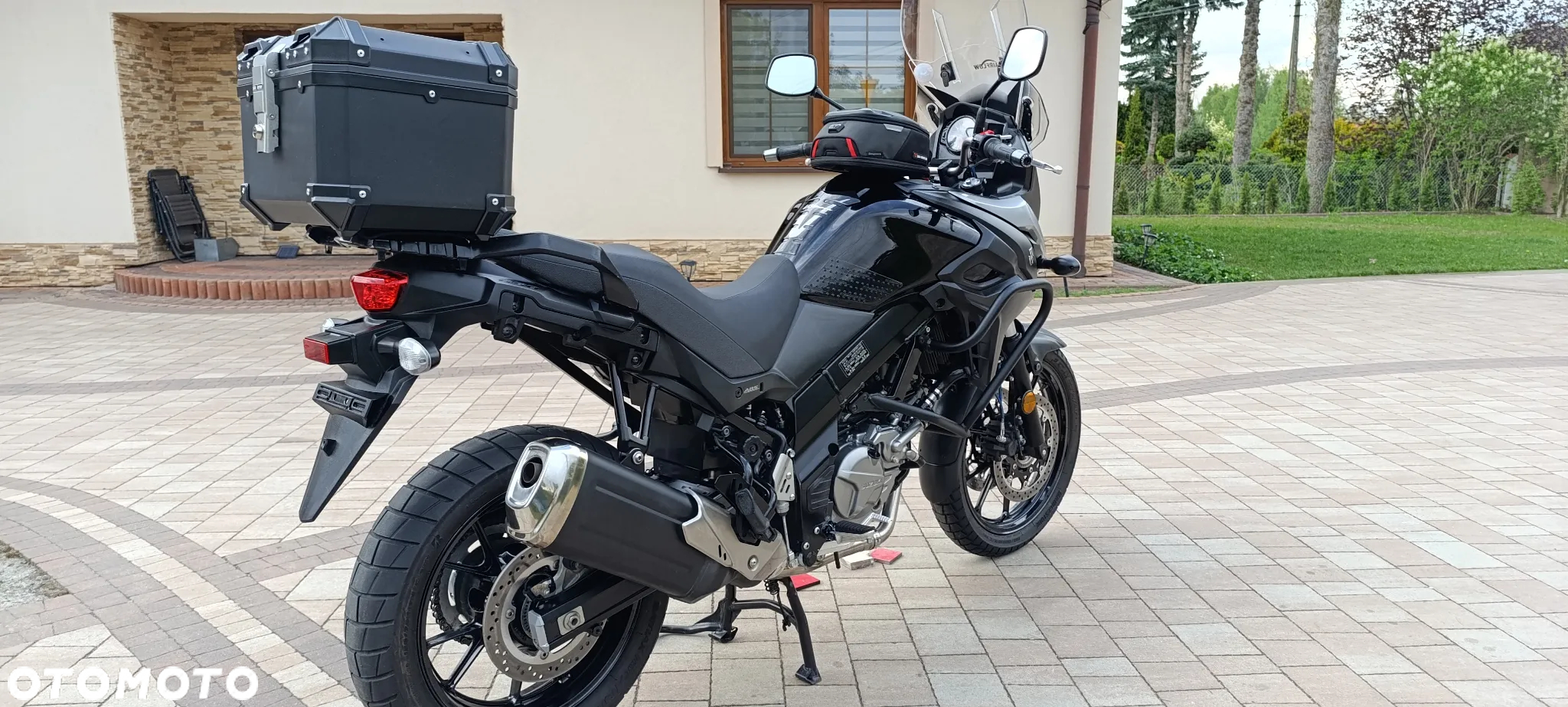 Suzuki V-STROM - 8