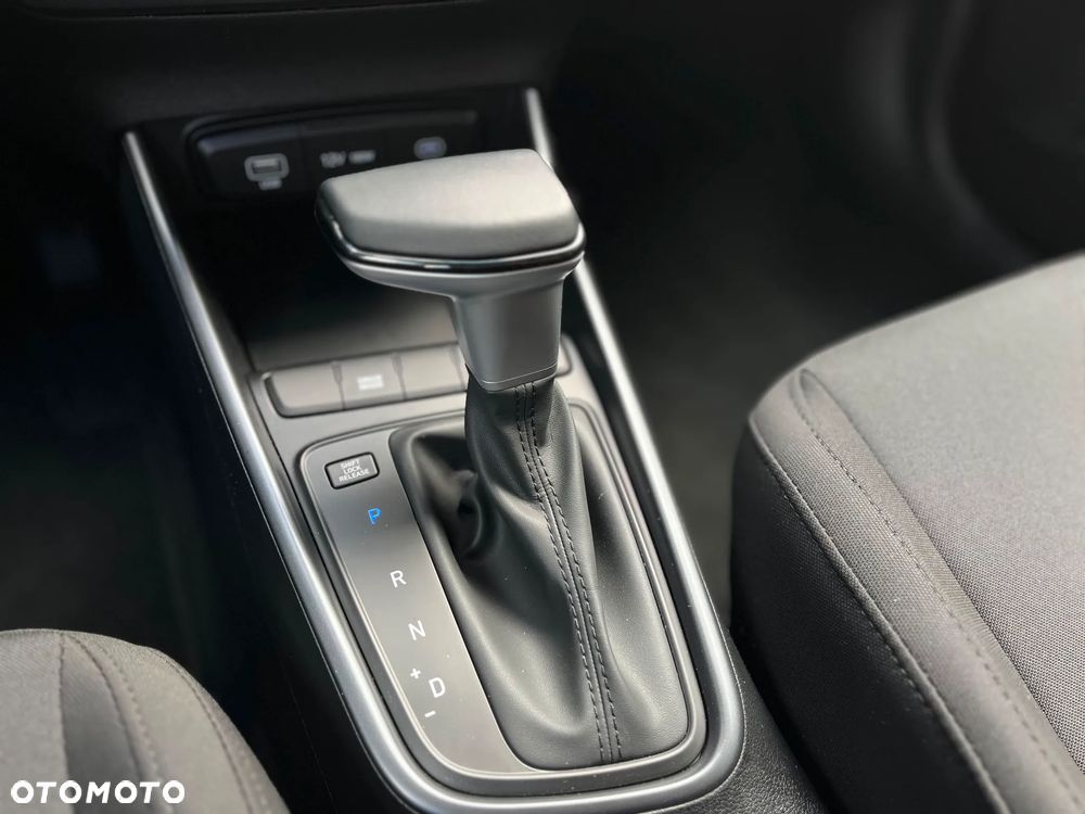 Hyundai i20 1.0 T-GDi Modern DCT - 12
