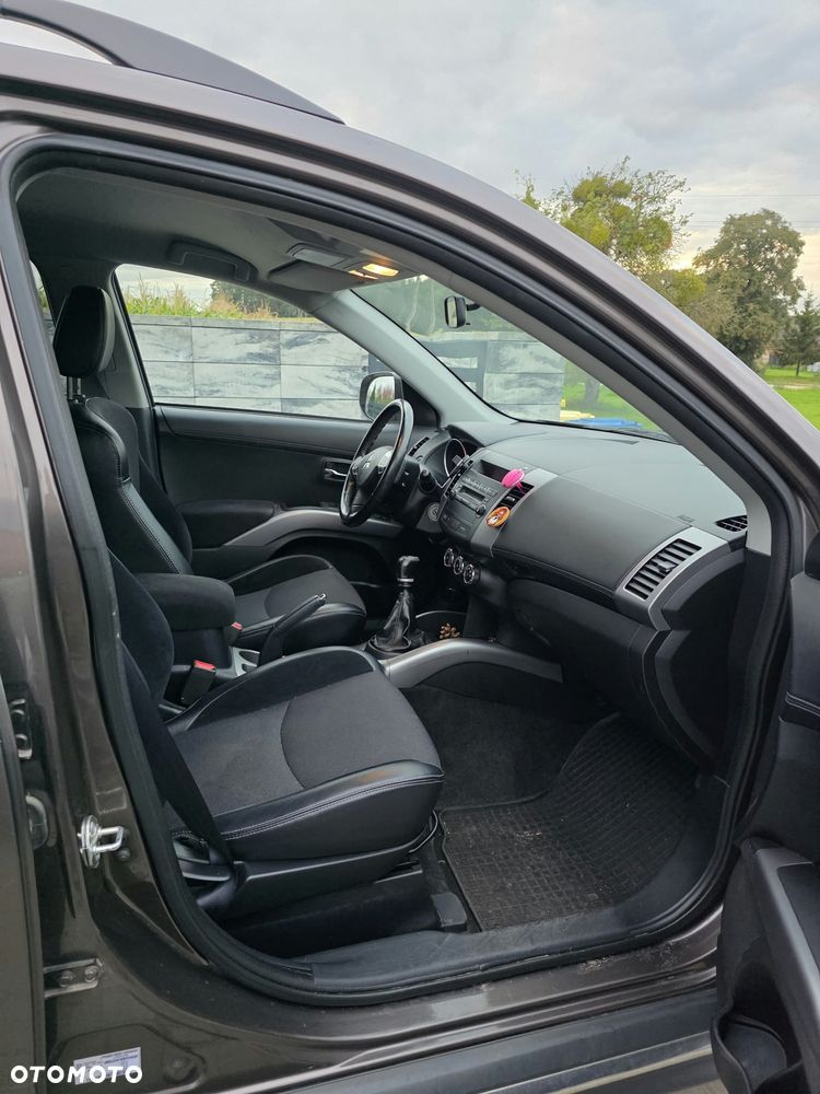 Mitsubishi Outlander 2.2 DID Invite EU5 - 7