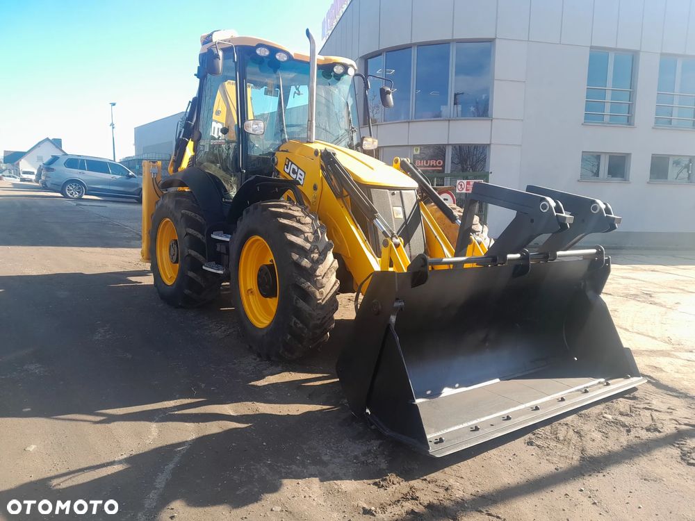 JCB JCB 4CX AEC  2018r - 5