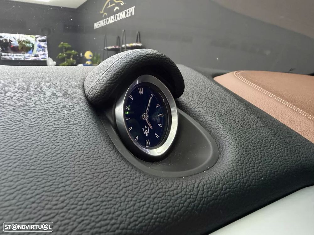 Maserati Ghibli 3.0 V6 GranLusso — fotografia 36