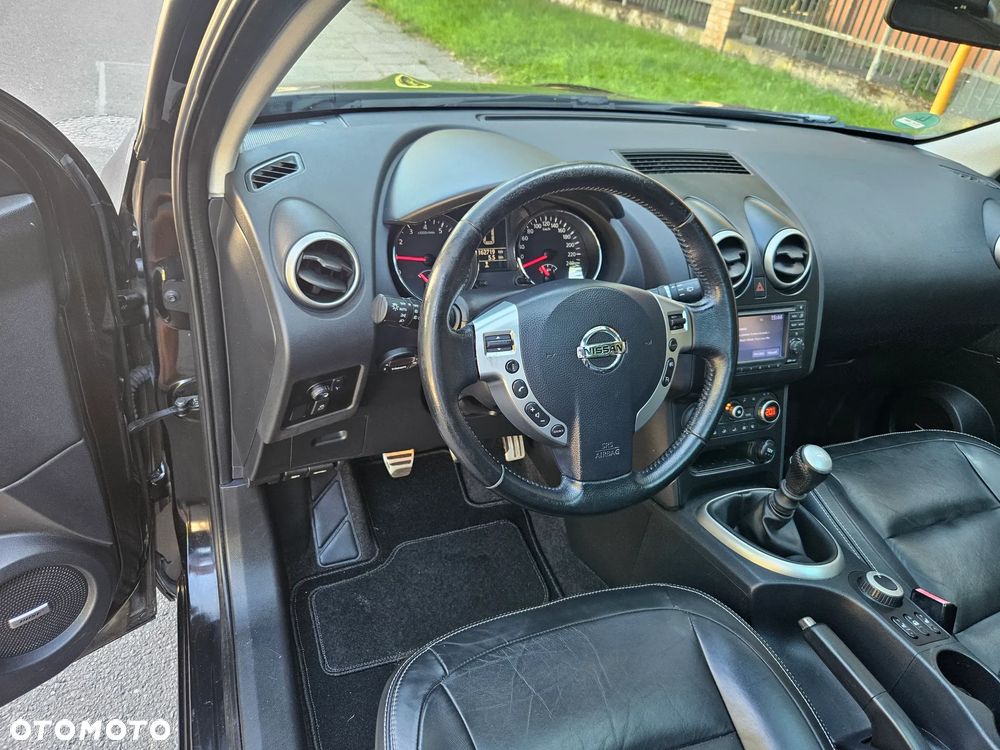 Nissan Qashqai 2.0 4x4 visia - 11