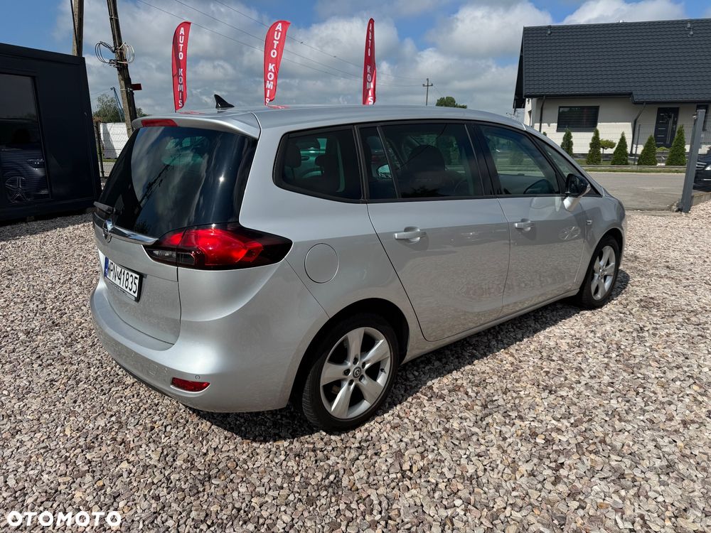 Opel Zafira - 16