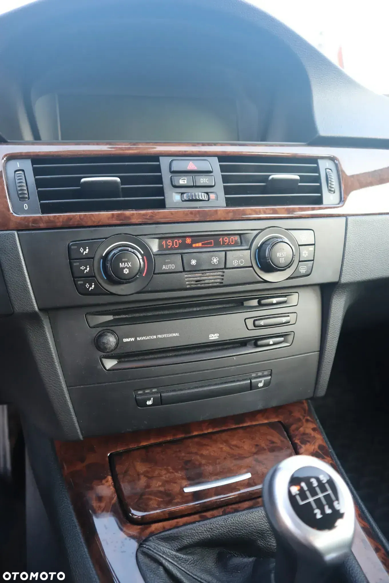 BMW Seria 3 325i - 17