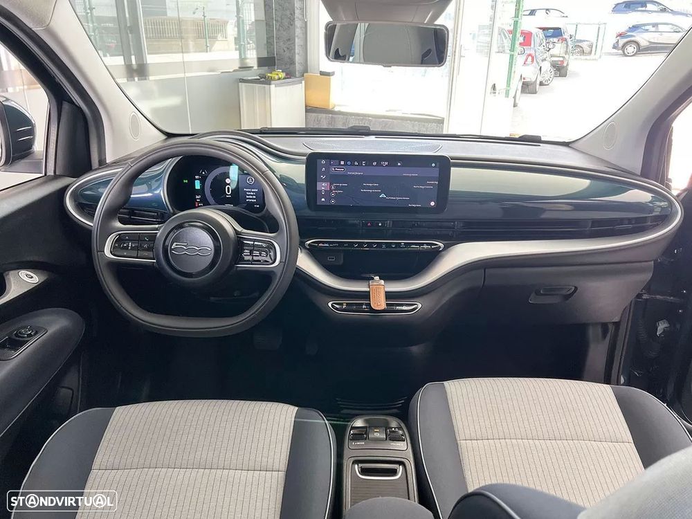 Fiat 500e 42kWh ICON - 11