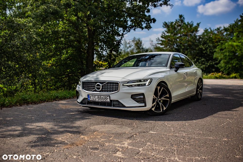 Volvo S60 T4 R-Design - 1