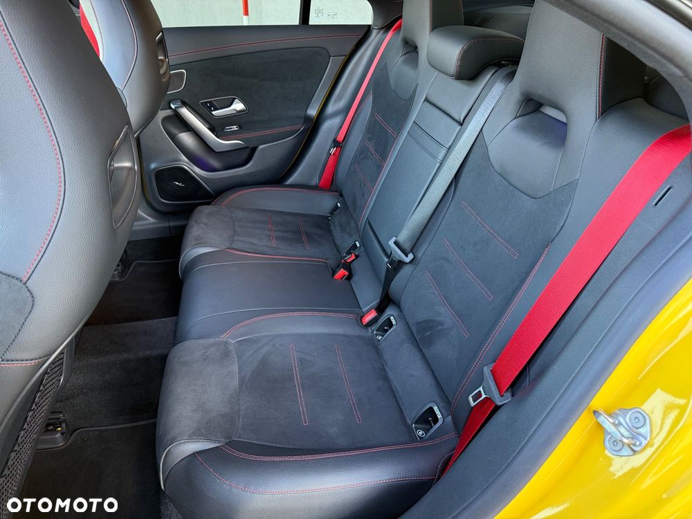 Mercedes-Benz CLA AMG 35 4-Matic 7G-DCT - 10