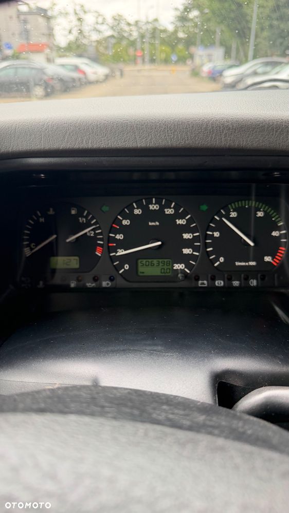 Volkswagen Multivan - 12