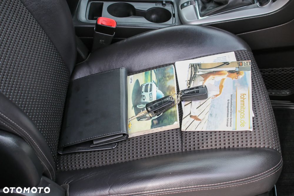 Chevrolet Captiva - 39