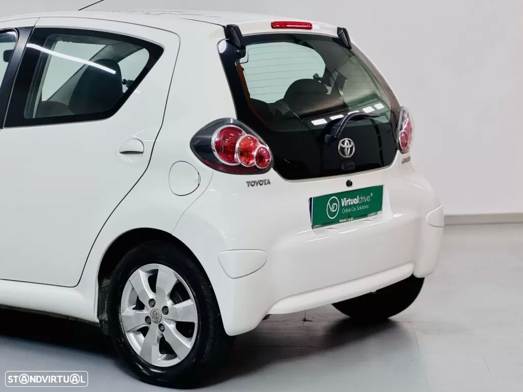Toyota Aygo 1.0 Power Pack+AC+JLL+VSC - 10