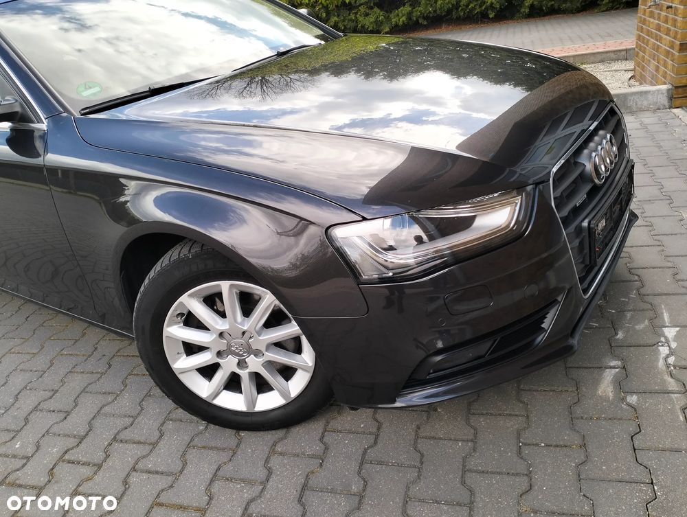 Audi A4 Avant 2.0 TDI DPF quattro Attraction - 3