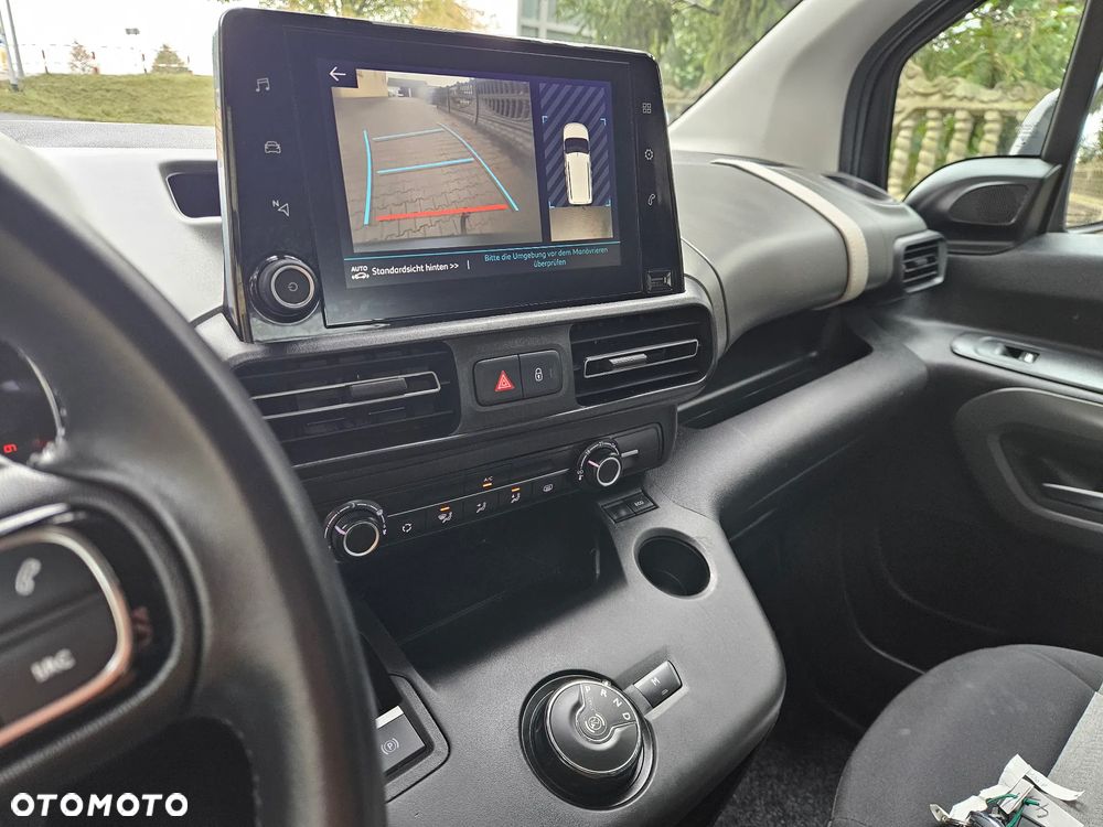 Citroën Berlingo M PureTech 130 EAT8 SHINE - 15