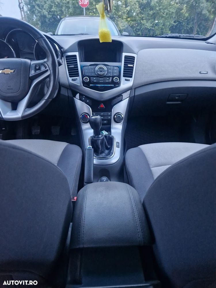 Chevrolet Cruze - 7