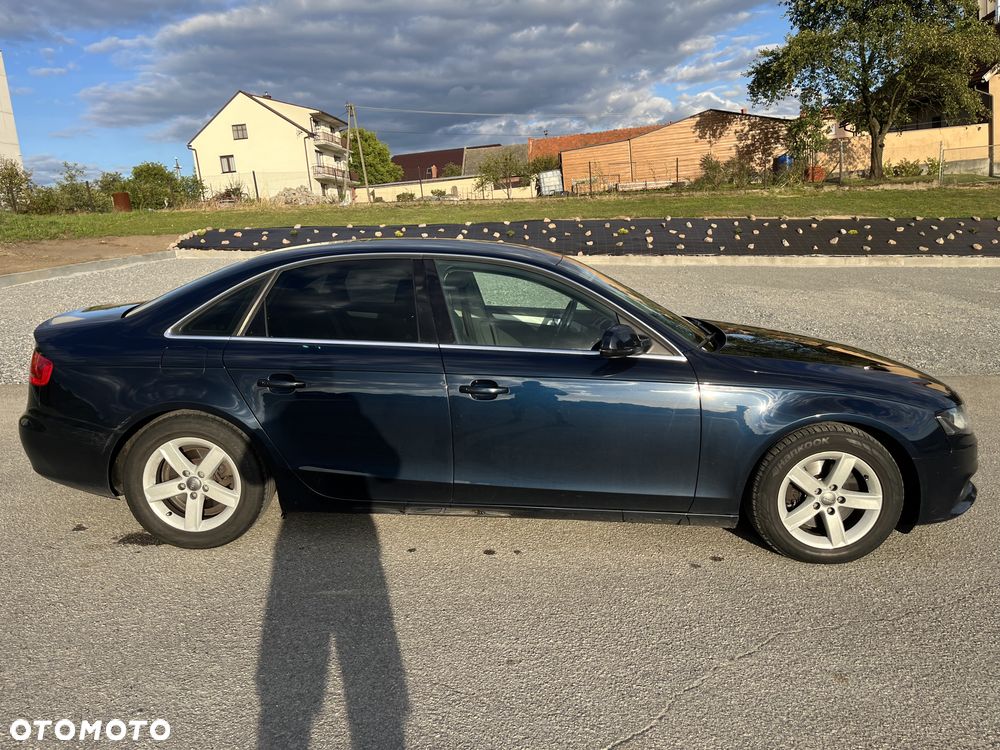 Audi A4 Limousine - 7