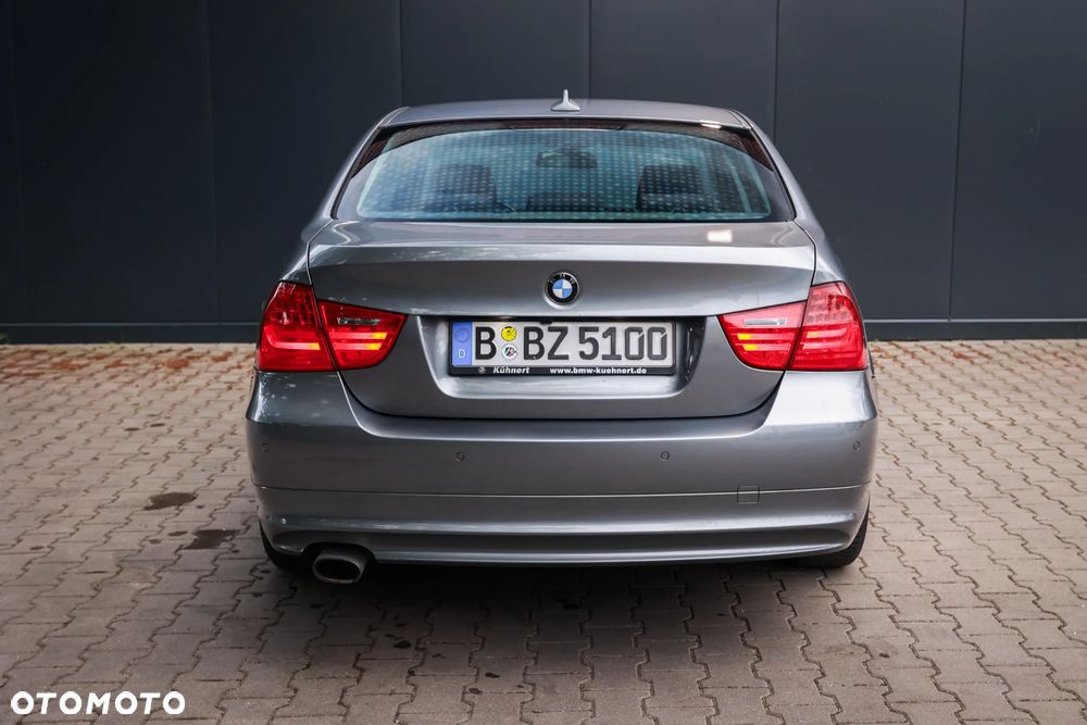 BMW Seria 3 320d DPF - 5