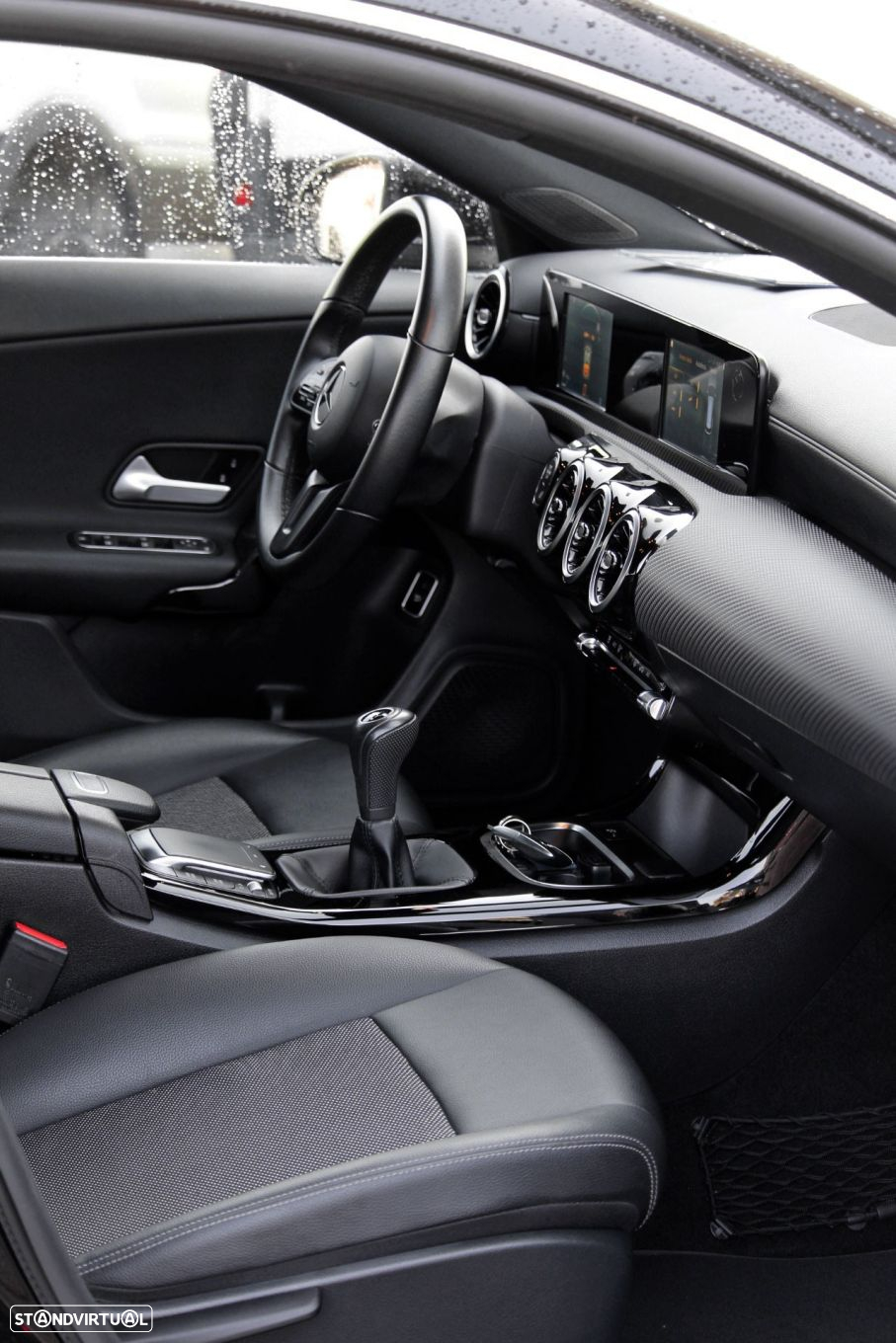Mercedes-Benz CLA 180 - 18