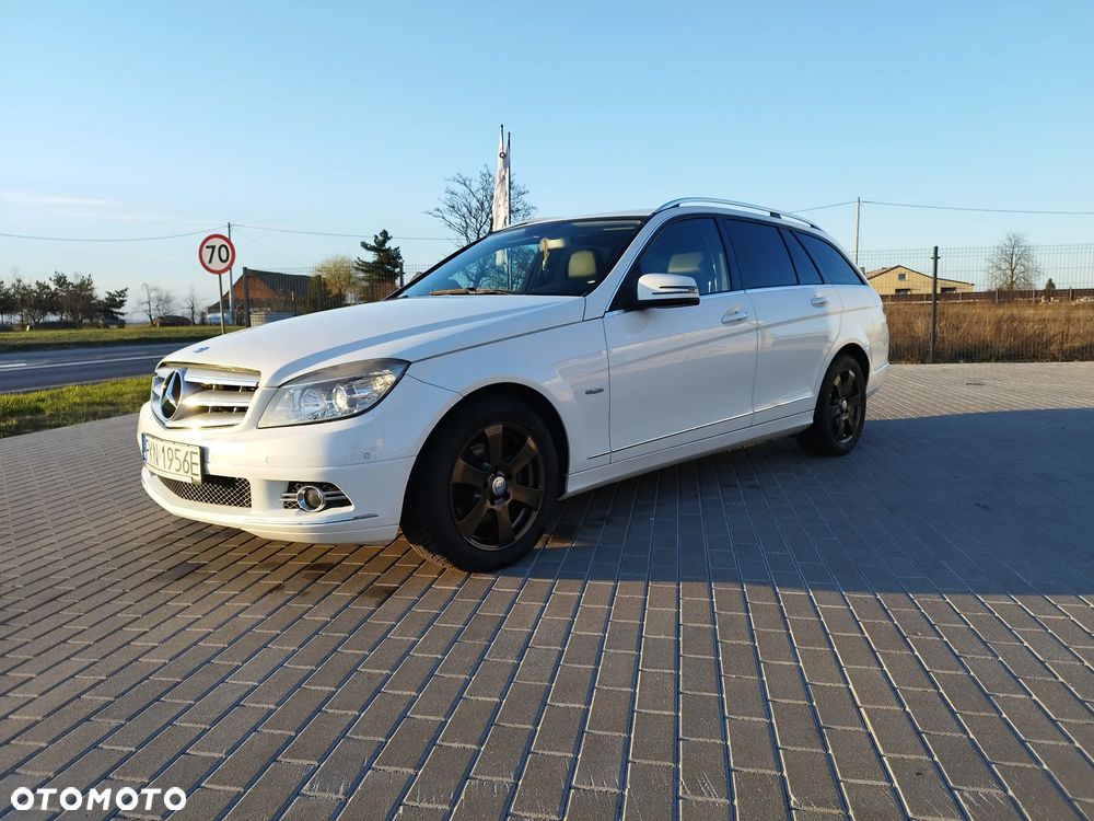 Mercedes-Benz Klasa C 180 CGI Automatik BlueEFFICIENCY Avantgarde - 1