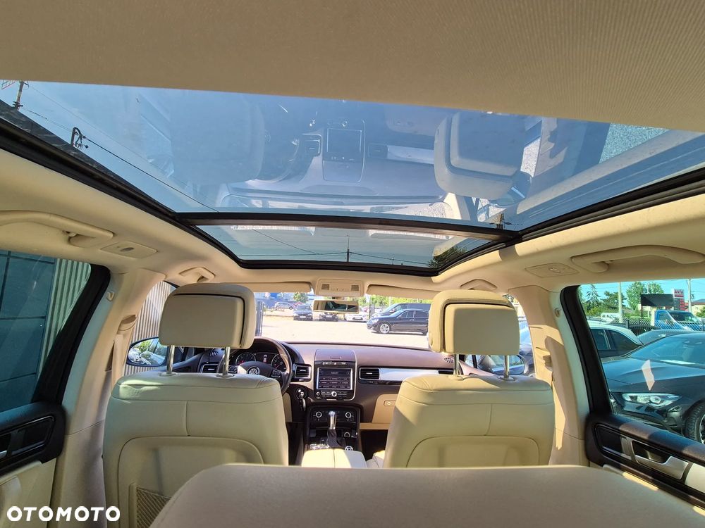 Volkswagen Touareg 3.0 V6 TDI BMT Business Line - 29
