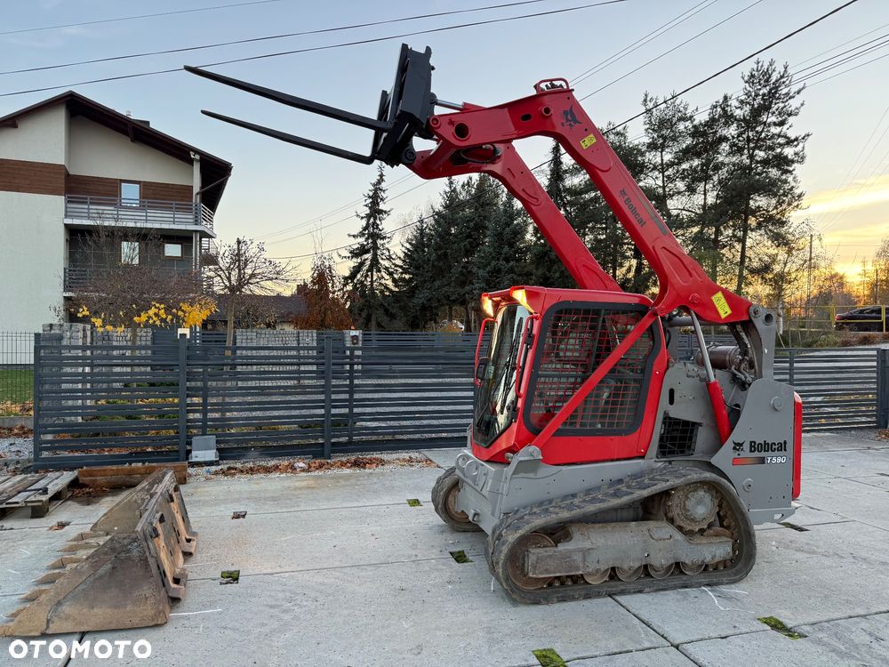 Bobcat T590 - 8