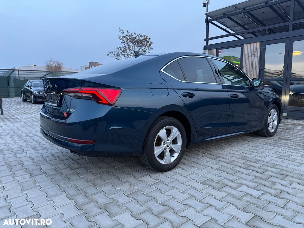 Skoda Octavia 1.5 TSI DSG MHEV Ambition - 9