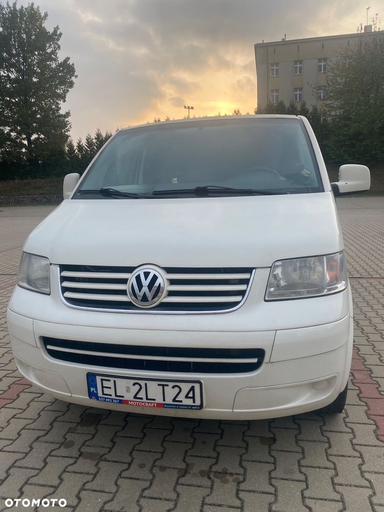 Volkswagen Transporter 2009 photo 2